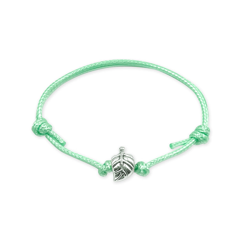 O Yeah Gifts Leaf Bracelet – Silver leaf charm on adjustable green cord, perfect for adding nature-inspired style and earthy vibes to any look.
