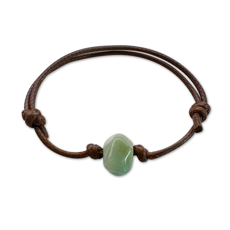 Aventurine stone bracelet with green beads – attracts prosperity and good fortune.