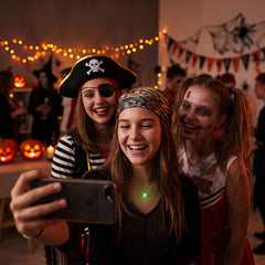 Glow In The Dark Bead Necklace — scene