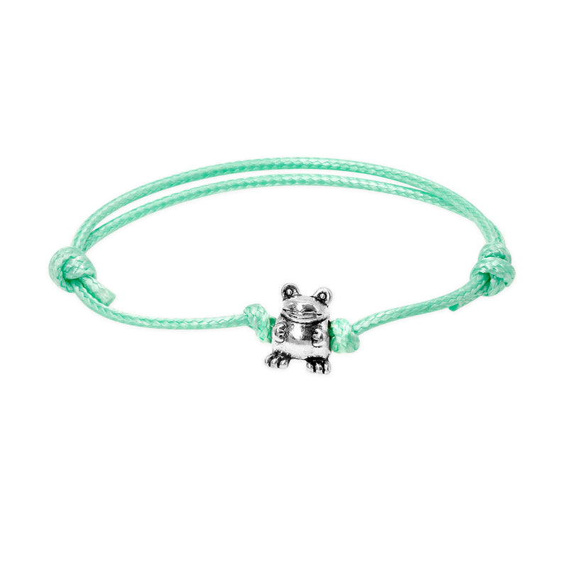 O Yeah Gifts Frog Charm Bracelet – Green cord bracelet with a cute frog charm, perfect for adding a playful touch and nature-inspired style to your look.