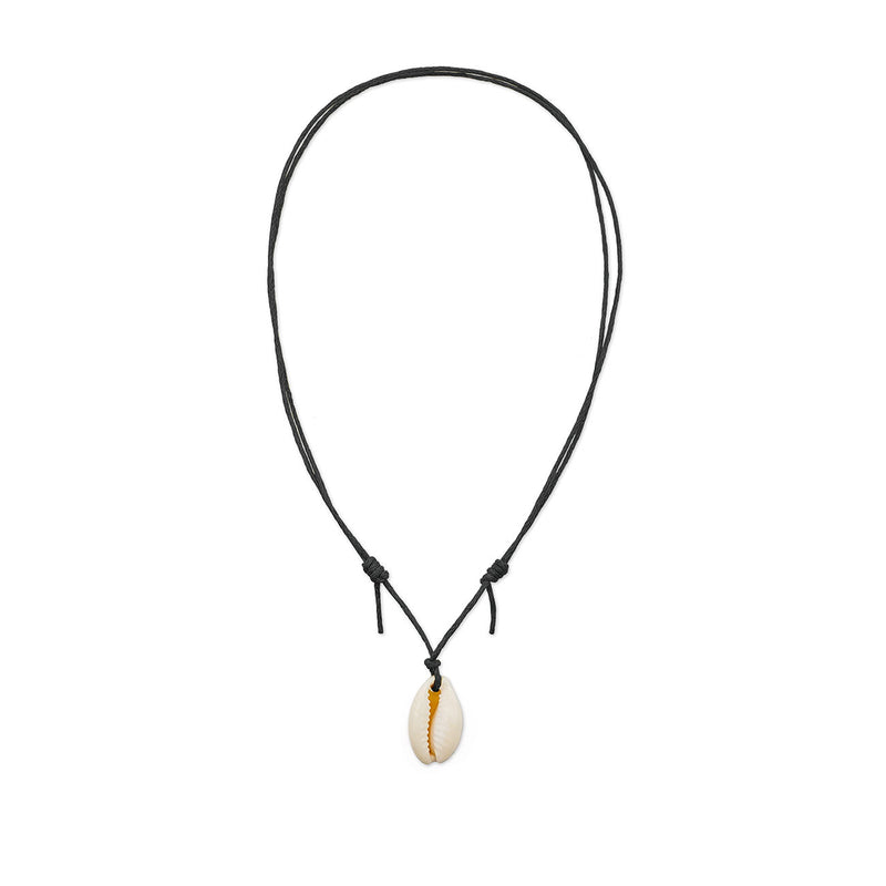 Cowrie Shell Choker with black cord – classic beach jewelry with boho vibes